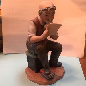 Accountant figurine